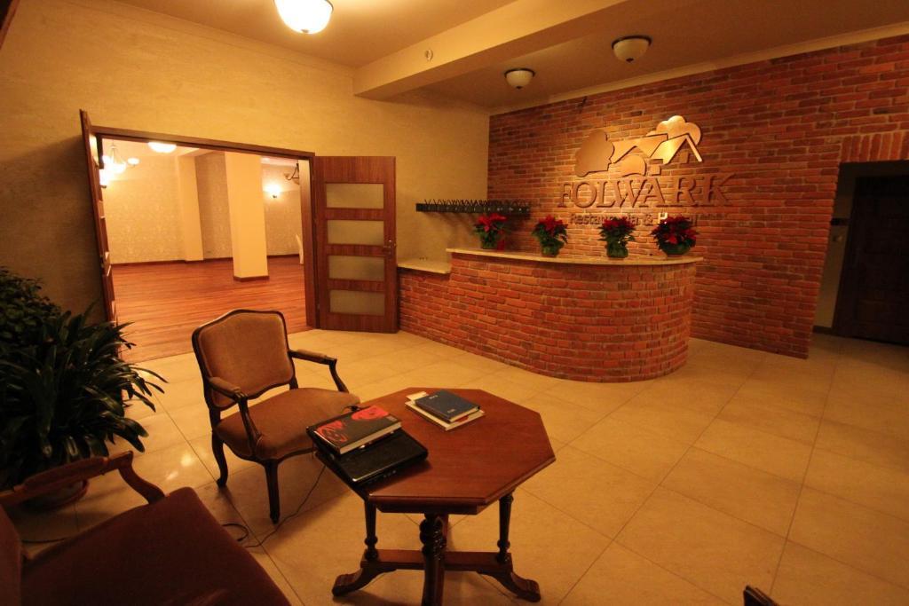 Hotel Folwark Згеж Экстерьер фото