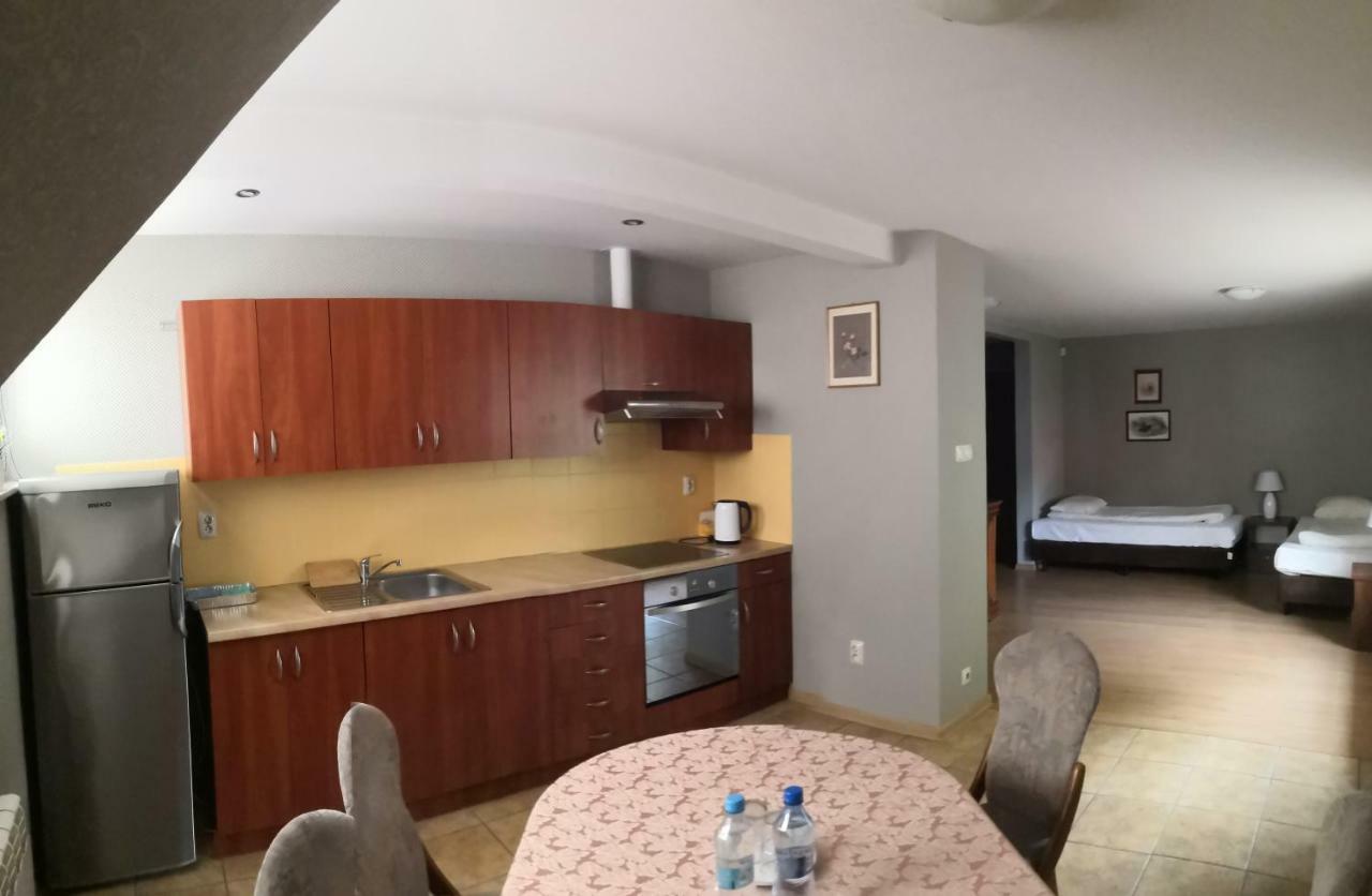 Hotel Folwark Згеж Экстерьер фото